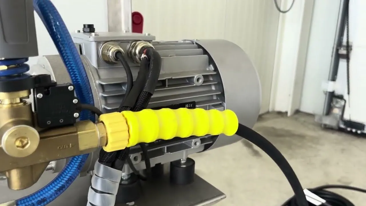 Videostill: accu-aangedreven hogedrukreiniger op het 48V-platform